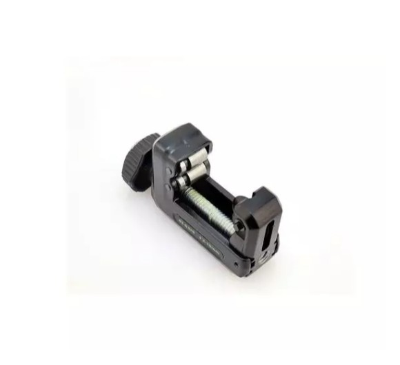 Труборез DSZH Super Stars ST-319 (1/8 - 3/4, 3 - 19 мм)